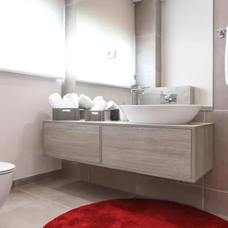 Palazio A Spectacular 7 Bedroom 90 Metres To The Sea And Promenade Trogir