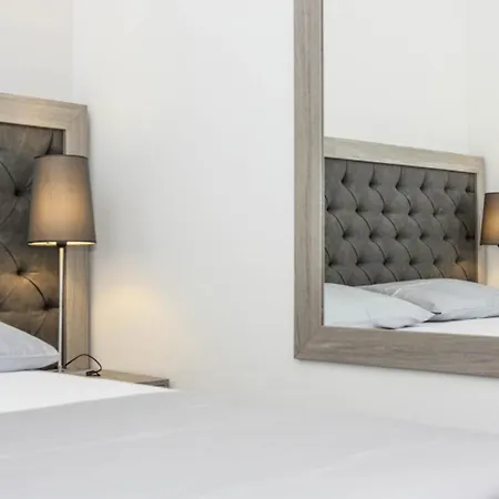 Palazio A Spectacular 7 Bedroom 90 Metres To The Sea And Promenade Trogir