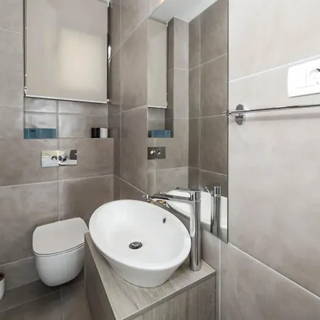 Palazio A Spectacular 7 Bedroom 90 Metres To The Sea And Promenade Villa Trogir